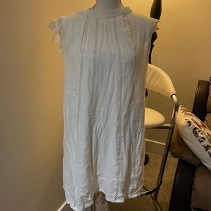 Gap Ivory sleeveless dress with pockets